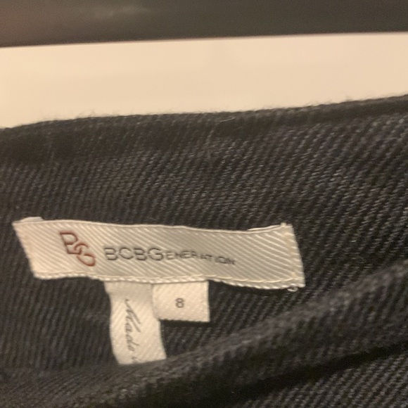 Short Black and Navy Skirt with Pockets - Picture 2 of 4